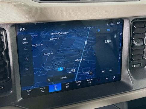 Used 2025 Ford Bronco Big Bend image 18