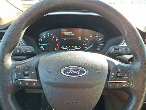 Certified 2020 Ford Escape SE image 18