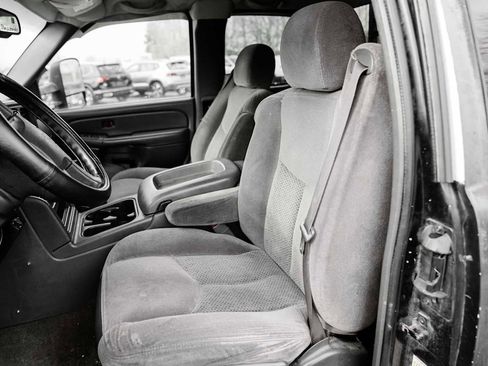 Used 2006 Chevrolet Silverado 2500 LT image 9