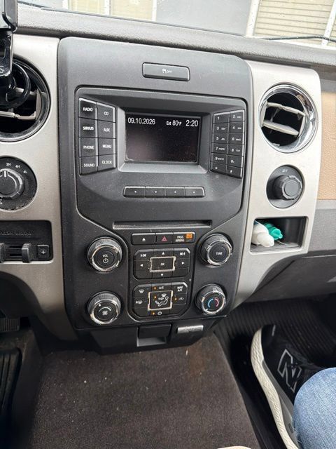 Used 2014 Ford F150 XLT w/ Equipment Group 302A Luxury AWD/4WD image 5