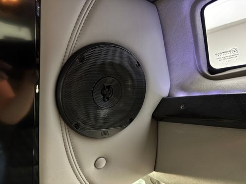 Used 2025 GMC Savana 2500 Extended w/ Driver Convenience Package RWD image 47