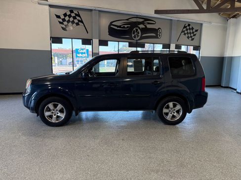 Used 2010 Honda Pilot EX-L image 4