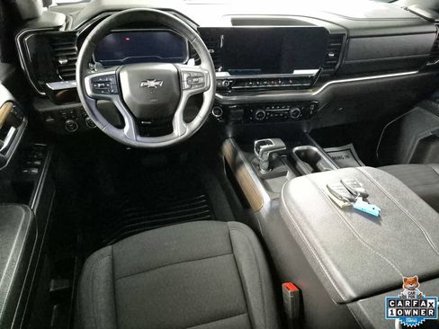 Used 2023 Chevrolet Silverado 1500 RST w/ Z71 Off-Road Package AWD/4WD image 10