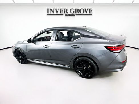 Used 2023 Nissan Sentra SR w/ SR Premium Package FWD image 7
