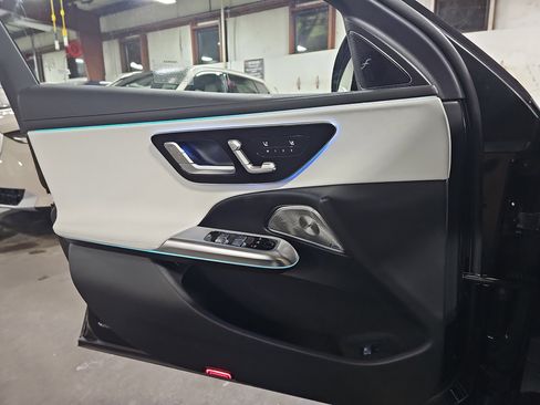 New 2026 Mercedes-Benz E 53 AMG e 4MATIC Sedan image 28