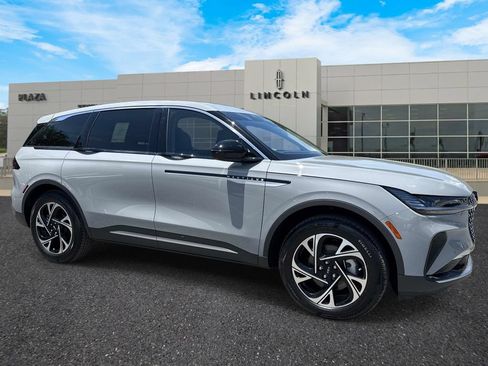 New 2026 Lincoln Nautilus Premier AWD/4WD image 1