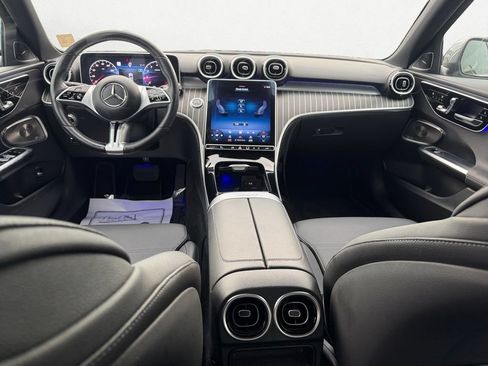 Used 2023 Mercedes-Benz C 300 Sedan image 9