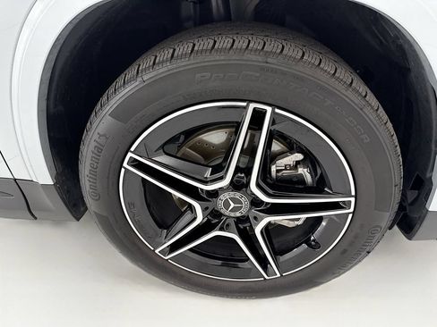 Used 2025 Mercedes-Benz GLA 250 image 32