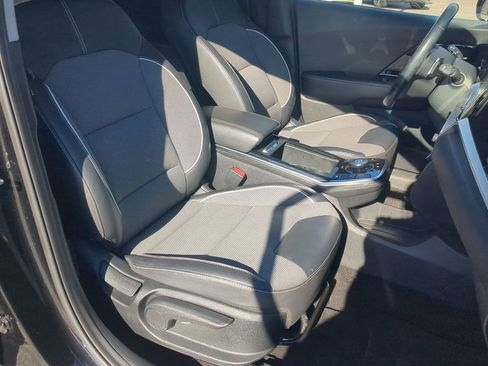 Used 2021 Kia Niro EX w/ Cold Weather Package image 26