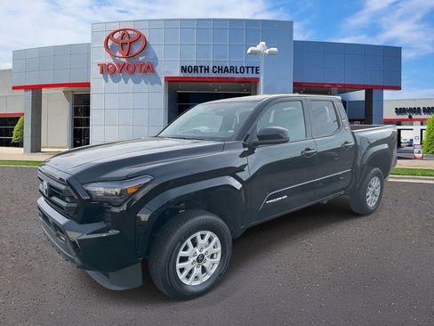 Used 2024 Toyota Tacoma SR5 image 5