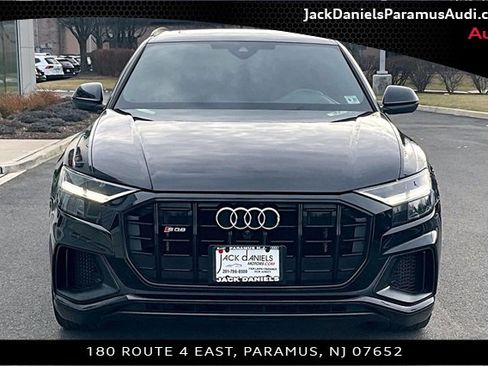 Used 2022 Audi SQ8 Premium Plus w/ Black Optic Package image 3