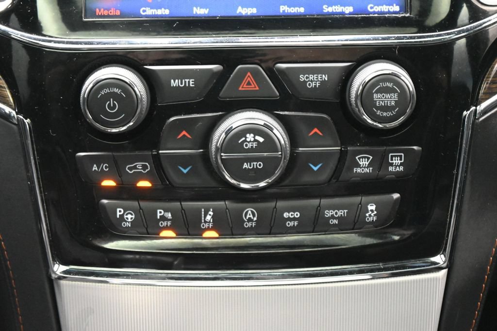 Used 2020 Jeep Grand Cherokee Summit AWD/4WD image 23