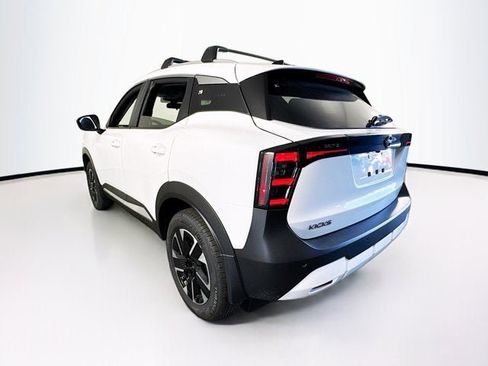New 2026 Nissan Kicks SV w/ SV Premium Package image 7
