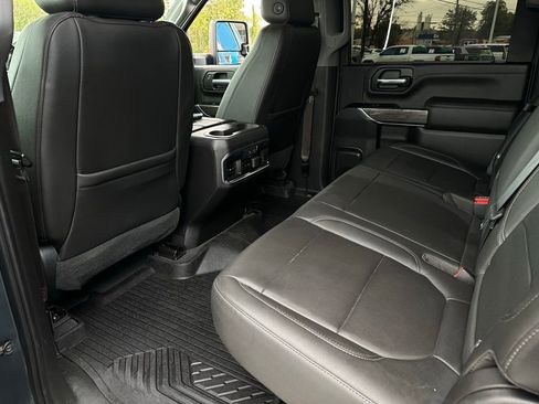 Used 2020 Chevrolet Silverado 2500 LTZ w/ LTZ Texas Edition image 15