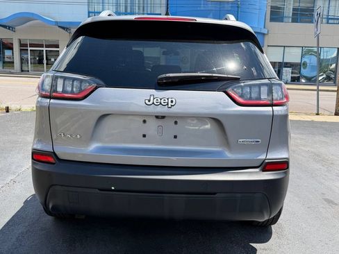 Used 2020 Jeep Cherokee Latitude Plus AWD/4WD image 27