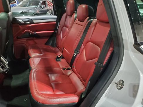 Used 2016 Porsche Cayenne GTS AWD/4WD image 25