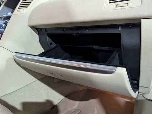 Used 2017 INFINITI QX70 AWD w/ Premium Package image 25