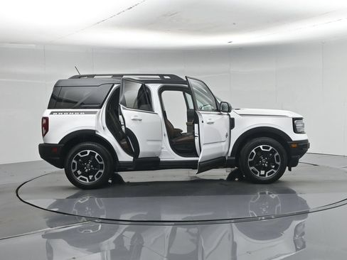 Used 2024 Ford Bronco Sport Outer Banks w/ Topo Graphic Package AWD/4WD image 5