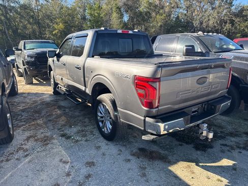 Used 2024 Ford F150 Lariat w/ FX4 Off-Road Package image 5