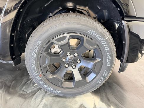 New 2026 RAM 1500 4x4 Crew Cab image 25