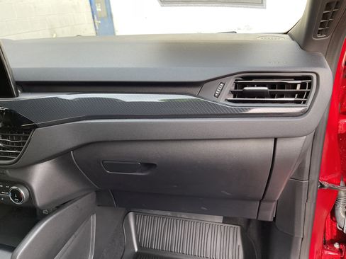 Used 2023 Ford Escape ST-Line image 34