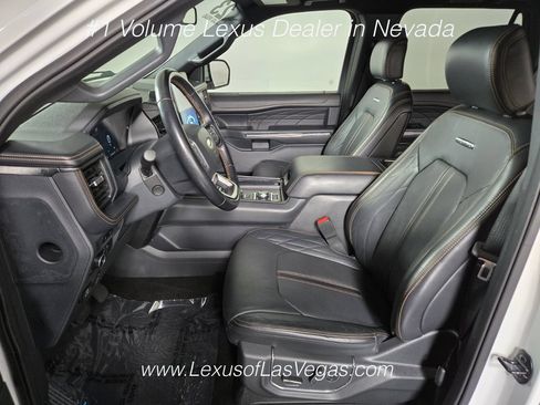 Used 2023 Ford Expedition Platinum AWD/4WD image 12