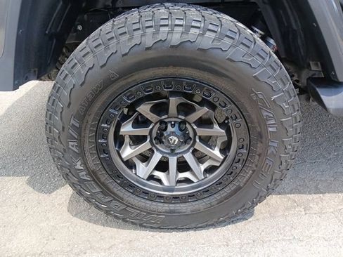 Used 2021 Jeep Gladiator Mojave AWD/4WD image 18