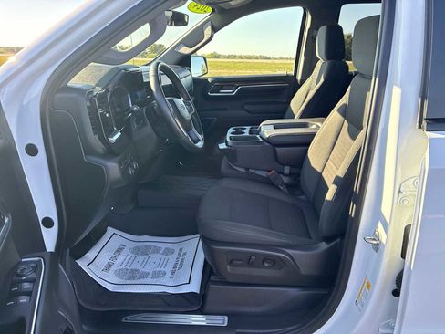 Used 2024 Chevrolet Silverado 1500 RST w/ Protection Package image 18