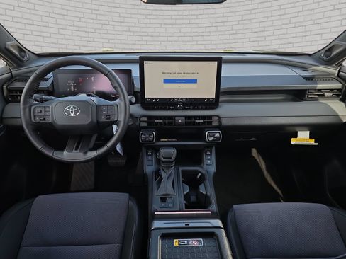 New 2026 Toyota RAV4 XSE AWD/4WD image 9