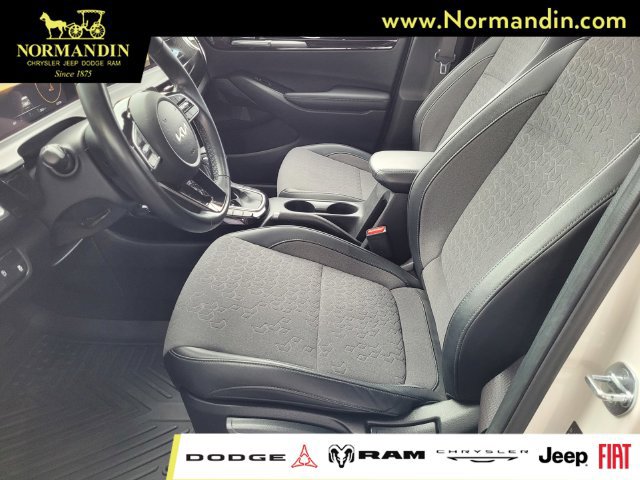 Used 2024 Kia Seltos S FWD image 16