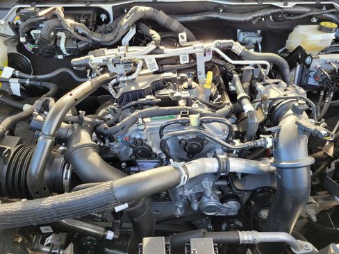 Used 2025 Ford Ranger XLT w/ Equipment Group 301A High image 23