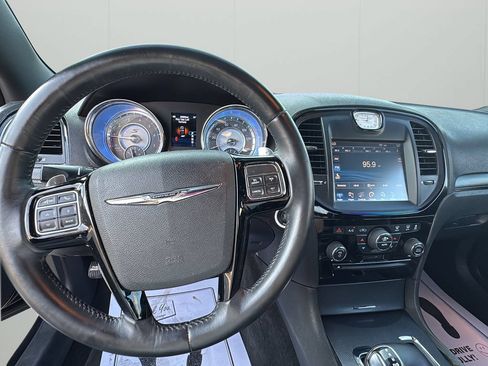 Used 2014 Chrysler 300 S AWD/4WD image 9