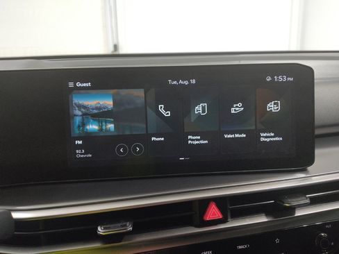 Used 2024 Kia Sorento LX FWD image 25