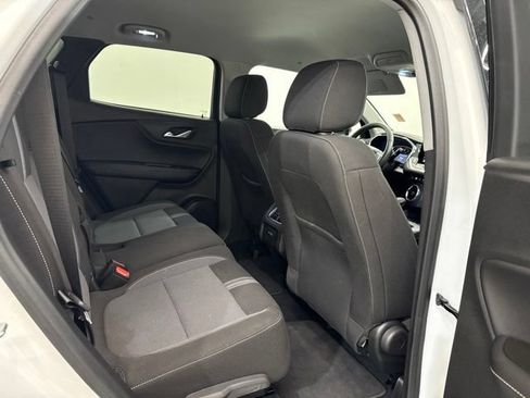 Used 2023 Chevrolet Blazer LT w/ Convenience Package FWD image 12