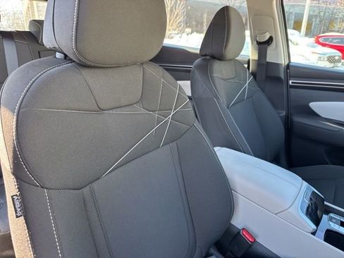Certified 2024 Hyundai Tucson SE image 27