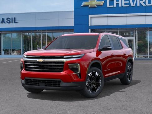 New 2027 Chevrolet Traverse LT w/ Sun and Wheel Package AWD/4WD image 6