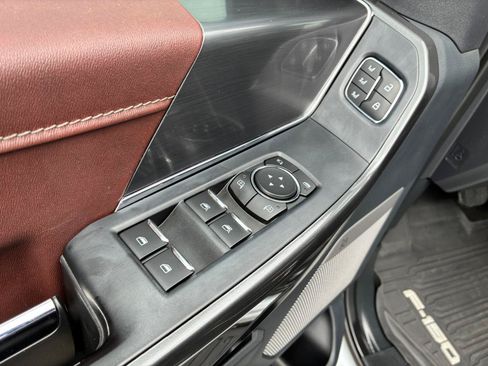 Used 2022 Ford F150 Lariat AWD/4WD image 11