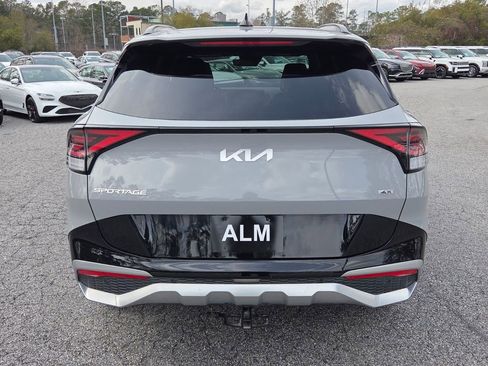 Used 2025 Kia Sportage SX image 10