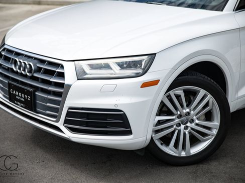 Used 2018 Audi Q5 2.0T Premium Plus w/ Premium Plus Package AWD/4WD image 4