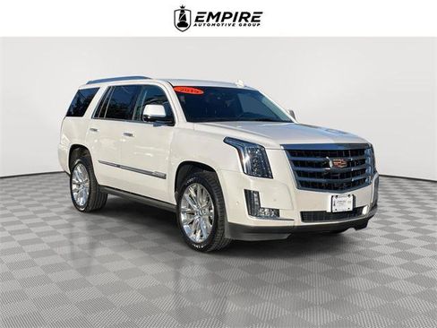 Used 2019 Cadillac Escalade Premium Luxury image 1