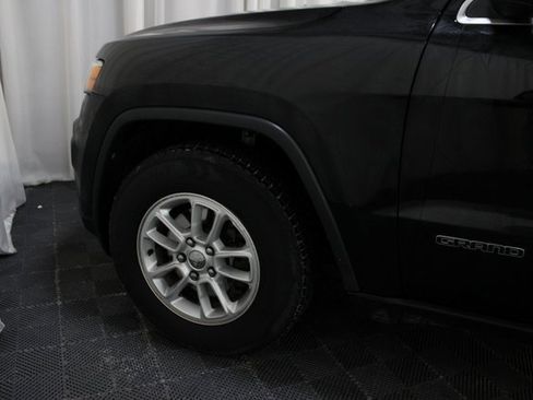 Used 2018 Jeep Grand Cherokee Laredo image 8