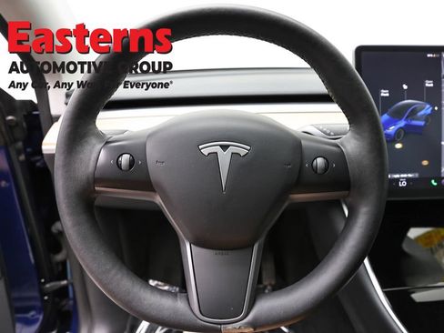 Used 2021 Tesla Model Y 2WD image 10