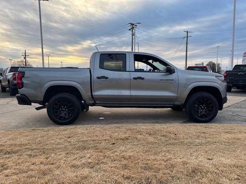New 2026 Chevrolet Colorado W/T image 7