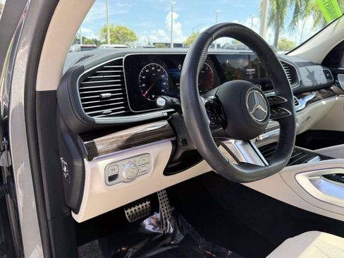 Certified 2026 Mercedes-Benz GLS 450 4MATIC image 21