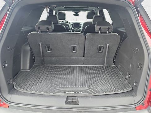 Used 2023 Chevrolet Traverse RS image 13