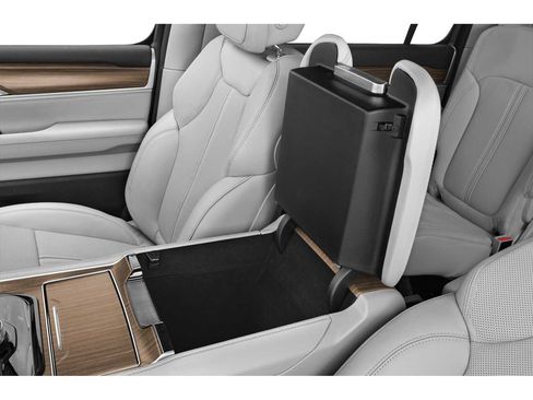 Used 2024 Jeep Wagoneer L Series II image 10