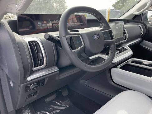 New 2026 Ford Expedition Max Platinum w/ Platinum Ultimate Package image 15