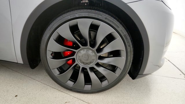 Used 2024 Tesla Model Y Performance AWD/4WD image 76