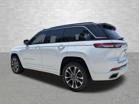 Used 2024 Jeep Grand Cherokee Overland w/ Adv Protech Group III AWD/4WD image 4