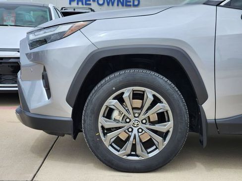 Used 2024 Toyota RAV4 Limited w/ Advanced Technology Package AWD/4WD image 6